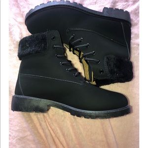 Brand new Black style women boots